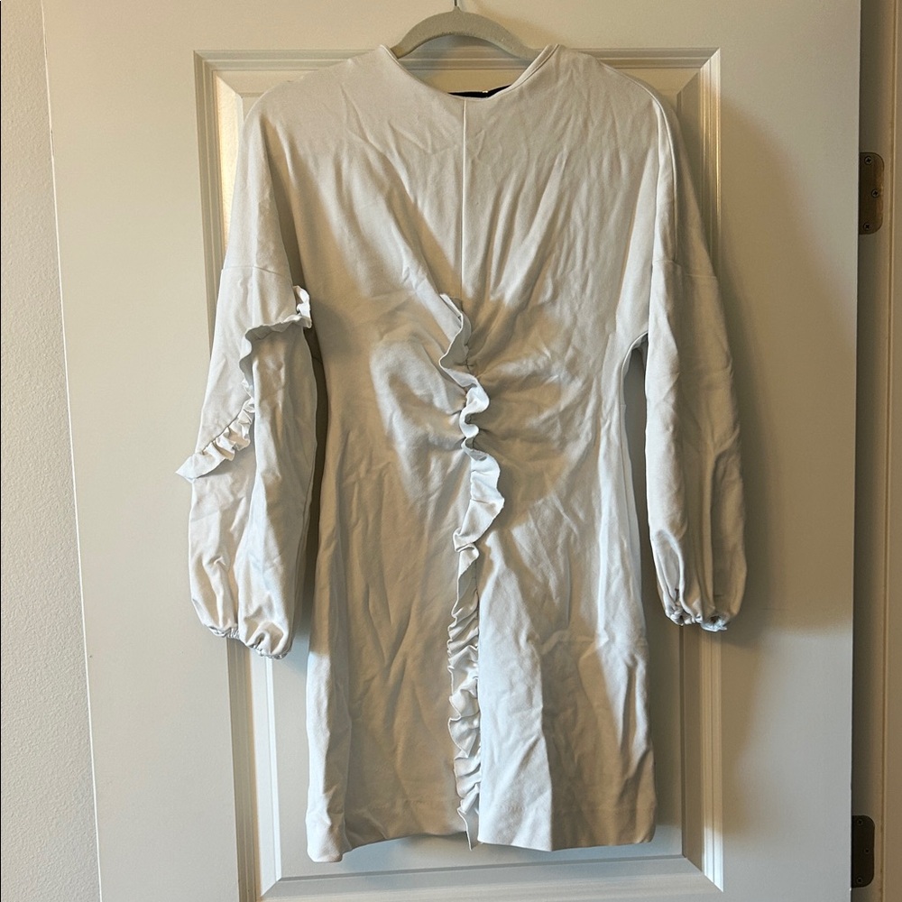 Tibi White Long Sleeve Elastene Dress with Back slit and ruffle size 2